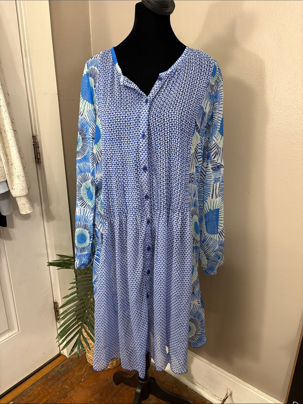 Antik Batik semi sheer Blue Printed Long-Sleeve Button Dress women’s xs